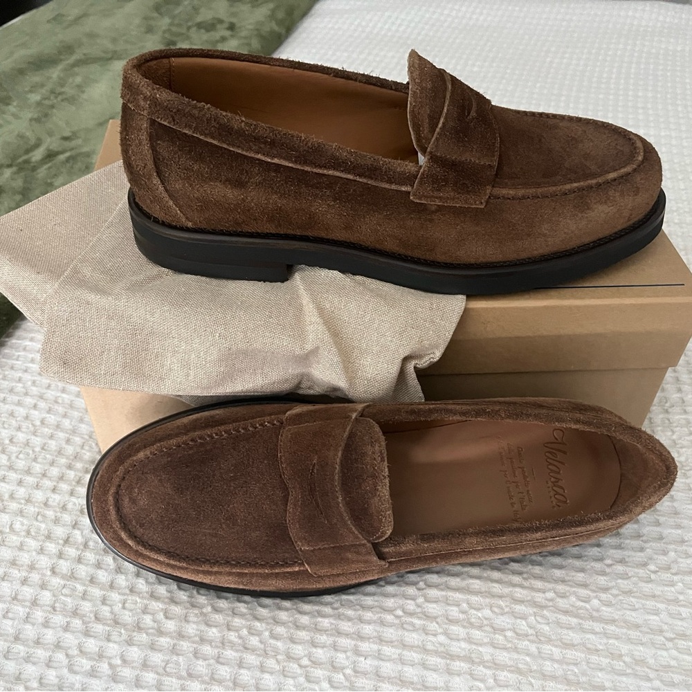 Velasca Piugiàtt - Classic Brown Suede Tapered Loafers for Men